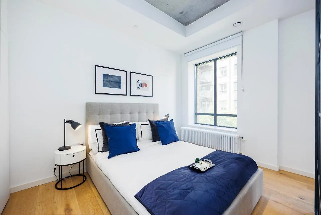 Luxury Apartment-Business-Relocation-Canary Wharf لندن 0*,