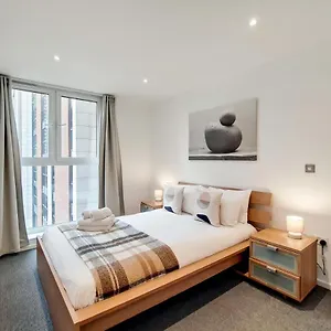  Apartment Fully Serviced Two Bed By Excel & O2 United Kingdom