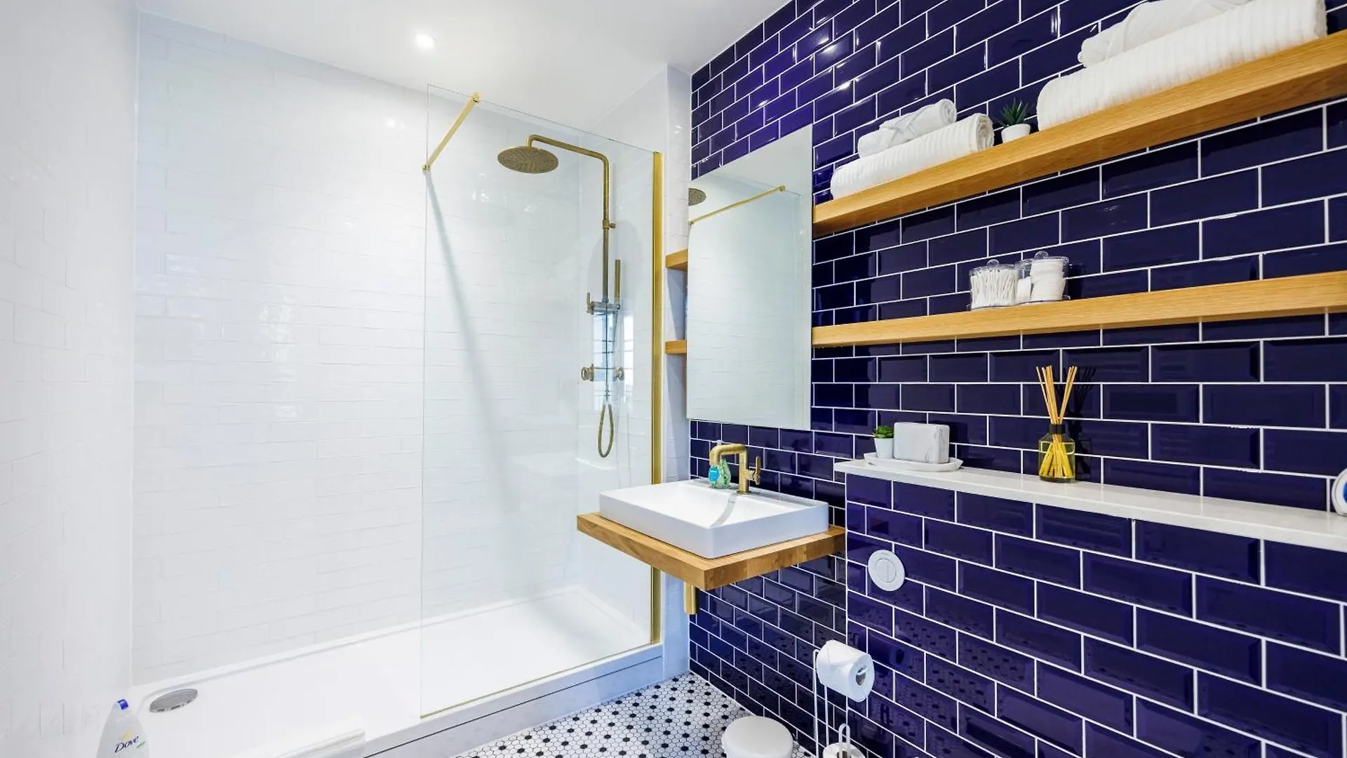 Apartment Luxury Apartment-Business-Relocation-Canary Wharf London